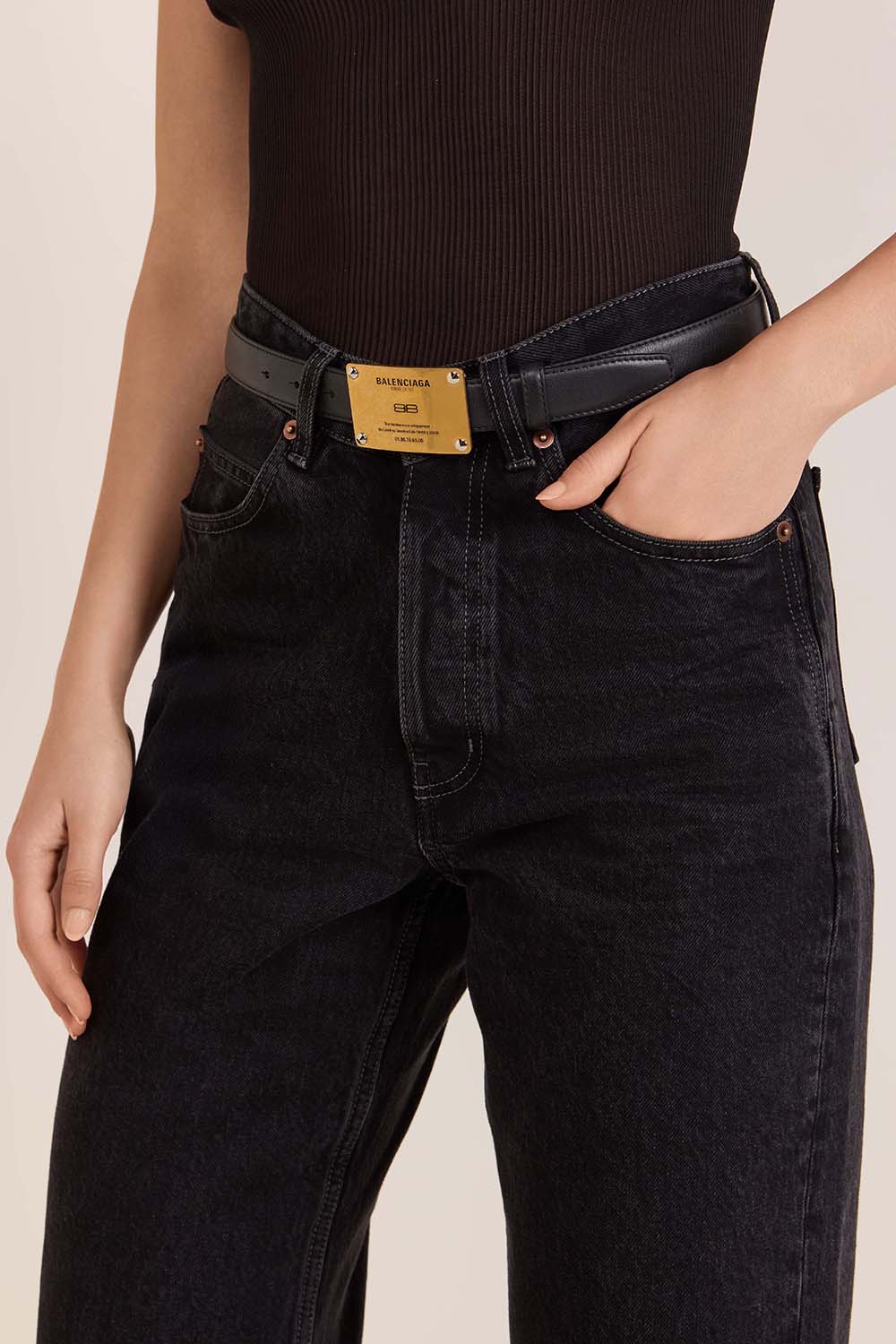 תמונת כל הלוק של חגורה לולה